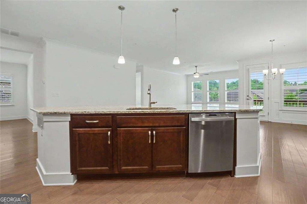 226 Floral Valley Drive Property Photo 11