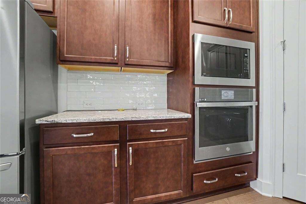 226 Floral Valley Drive Property Photo 12