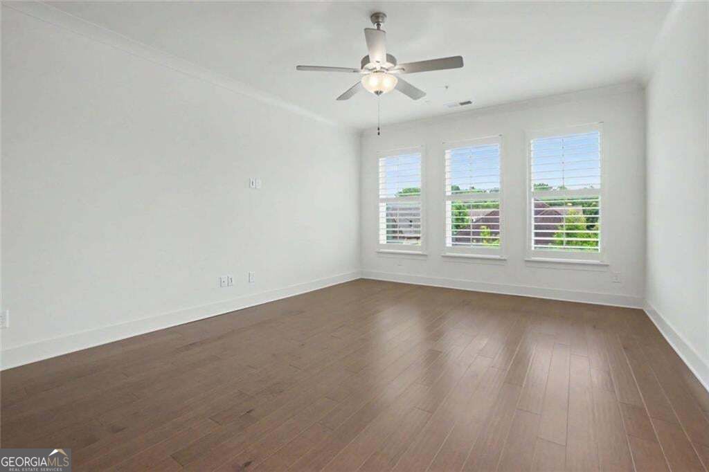 226 Floral Valley Drive Property Photo 20