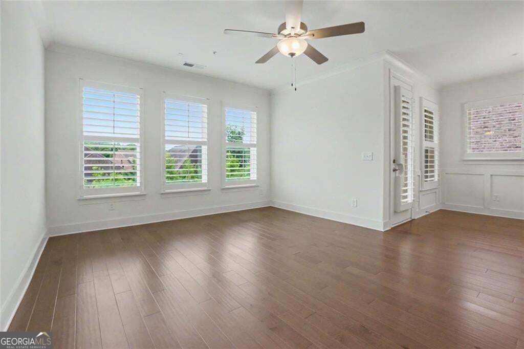 226 Floral Valley Drive Property Photo 23