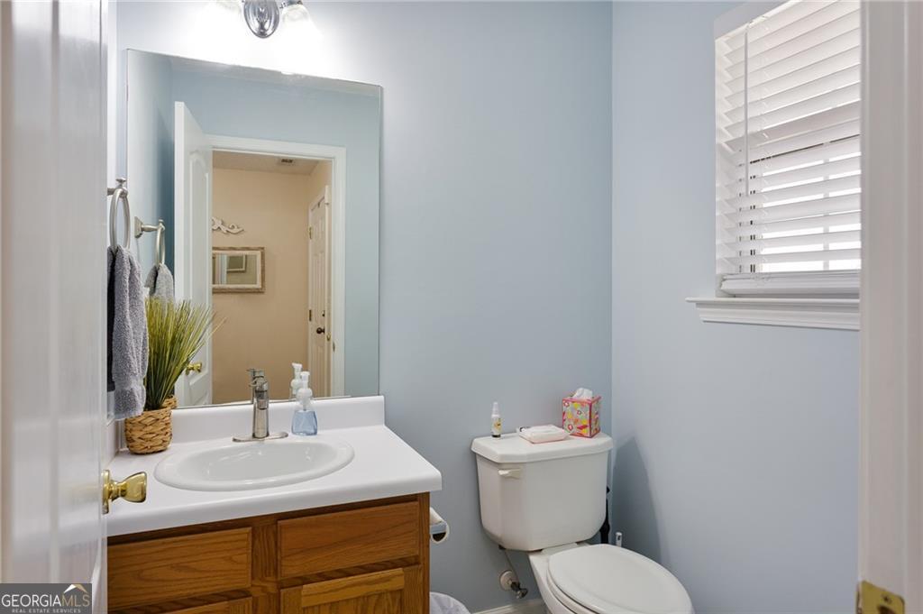 417 Red Coat Lane Property Photo 4