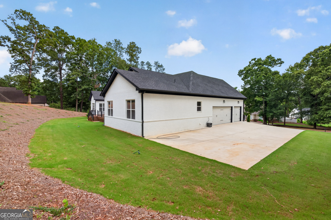 505 Old Collins Road Property Photo 3