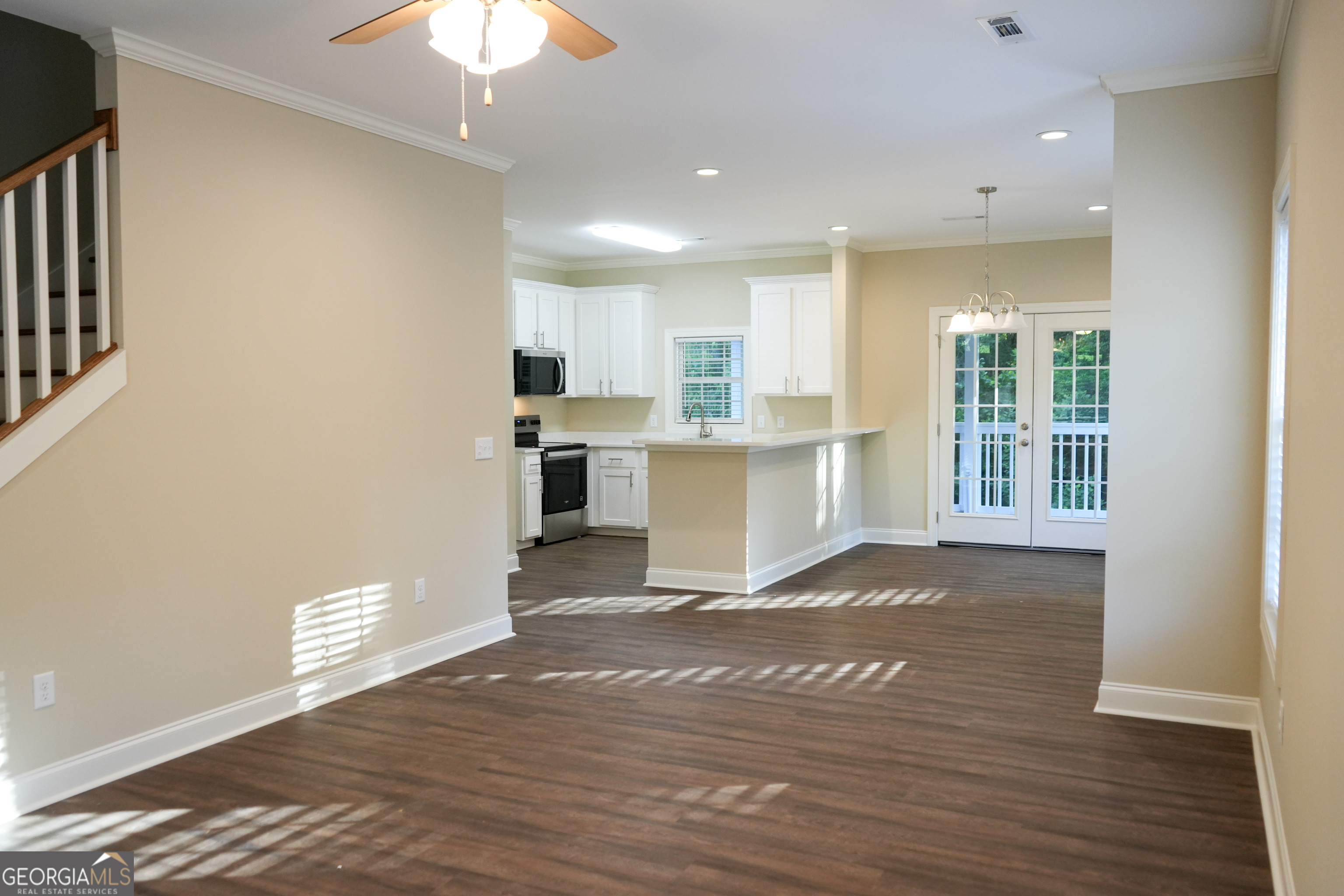 118 Fox Fire Court Property Photo 7