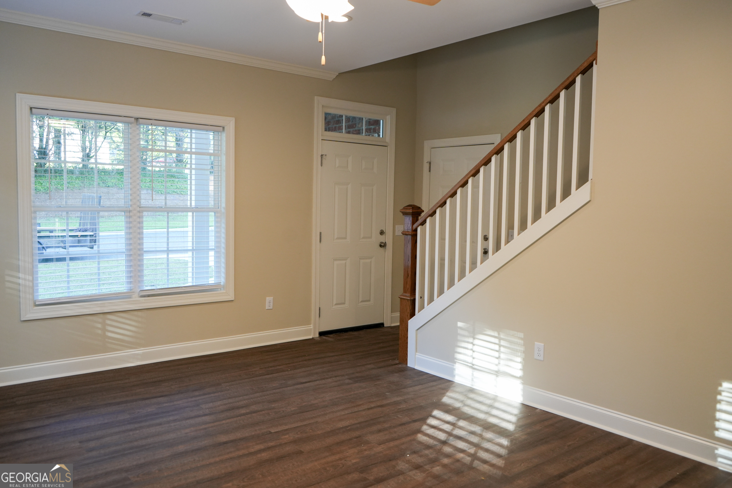 118 Fox Fire Court Property Photo 8