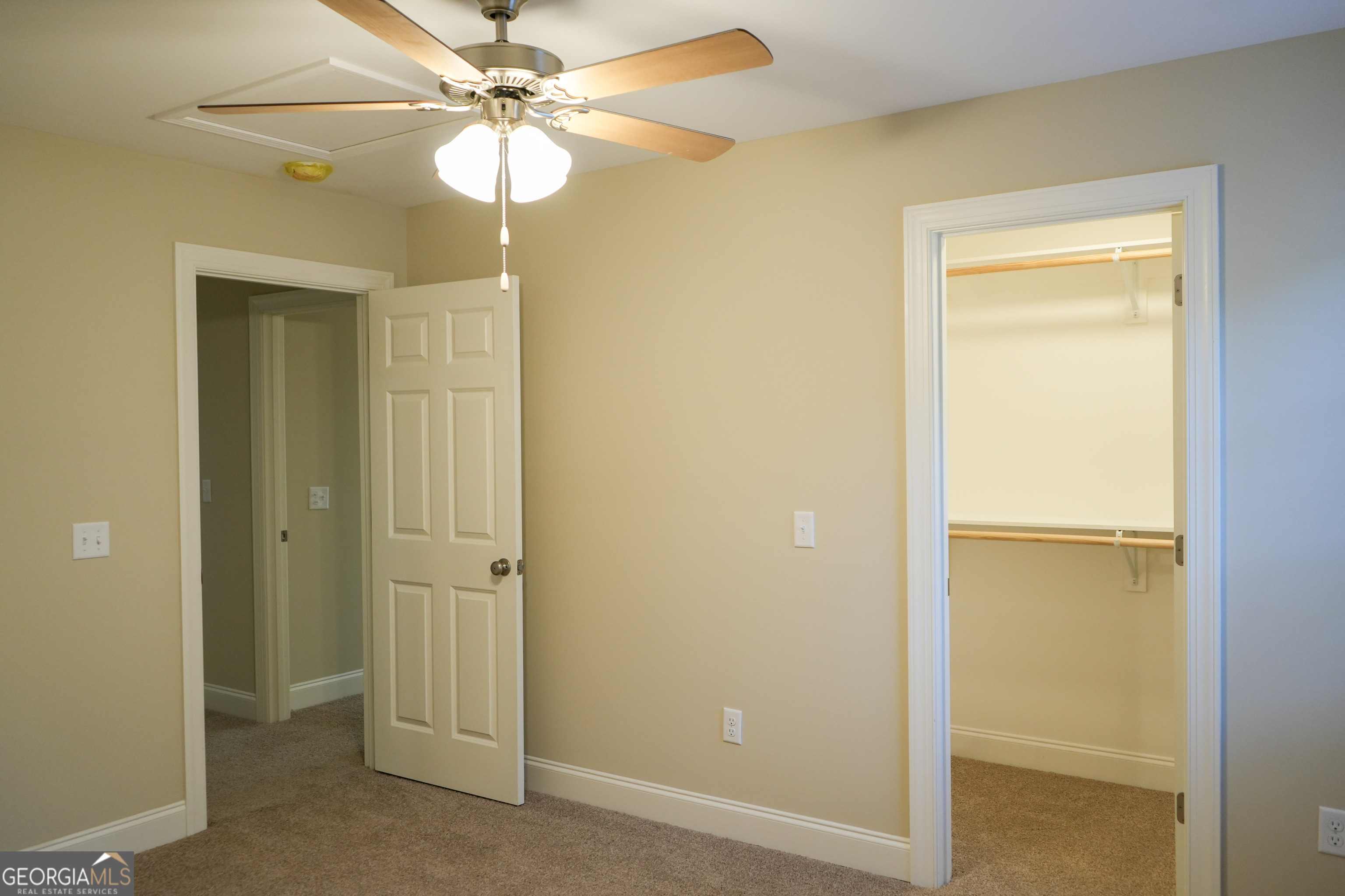 118 Fox Fire Court Property Photo 40