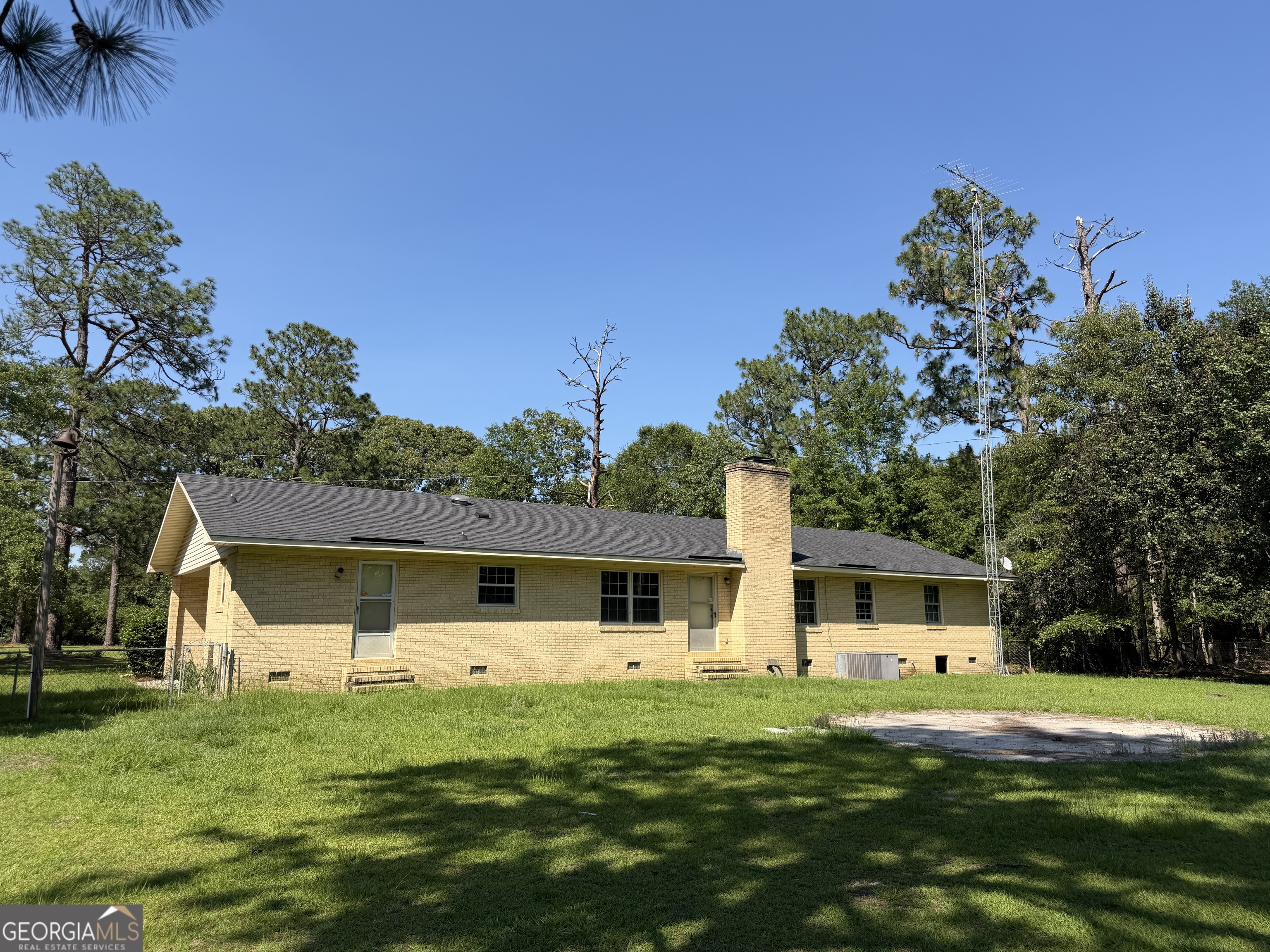 257 Lonnie Burke Road Property Photo 3