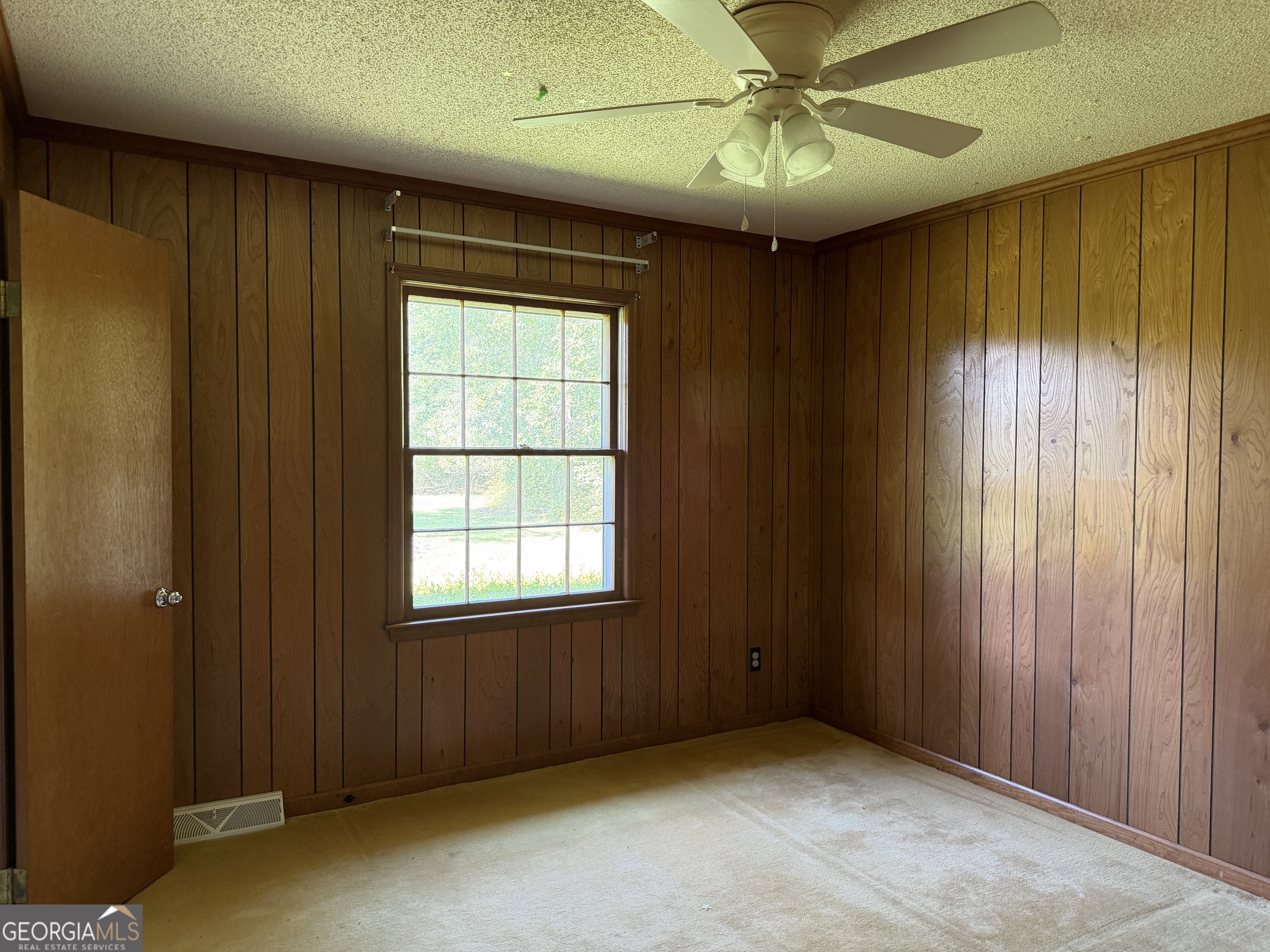 257 Lonnie Burke Road Property Photo 16