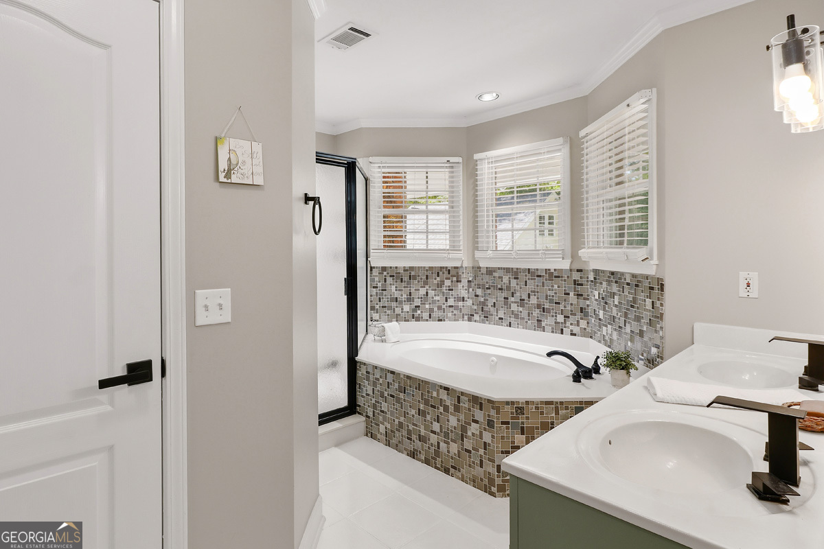 113 Red Bluff Circle Property Photo 27