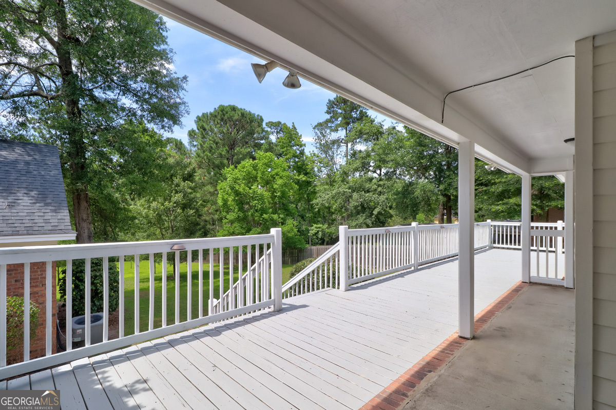113 Red Bluff Circle Property Photo 43