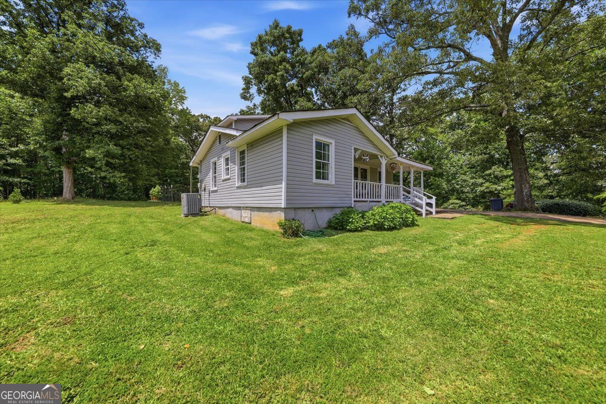 2607 Cochran Road Property Photo 4