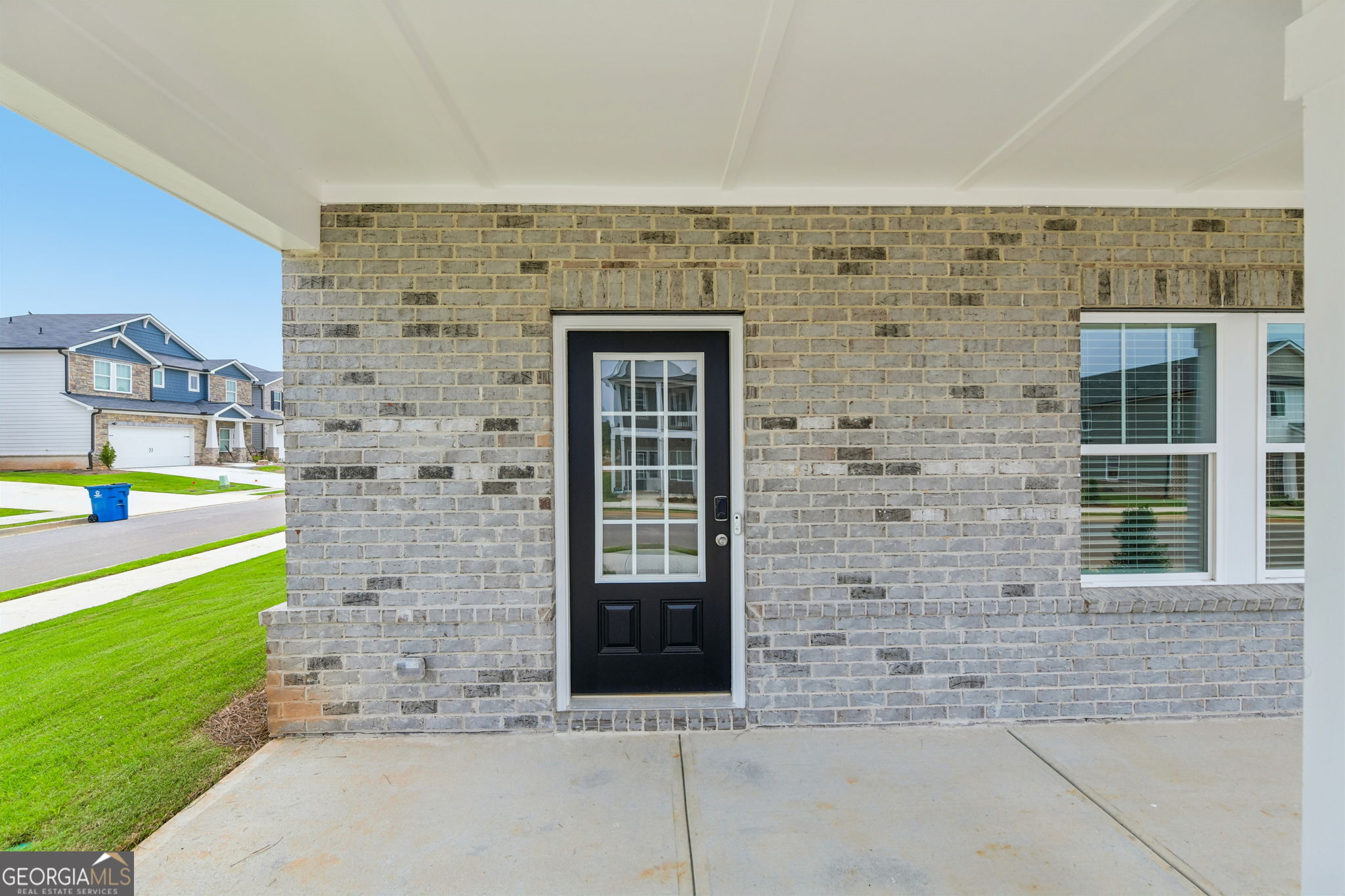 3189 Misty Springs Path Property Photo 6