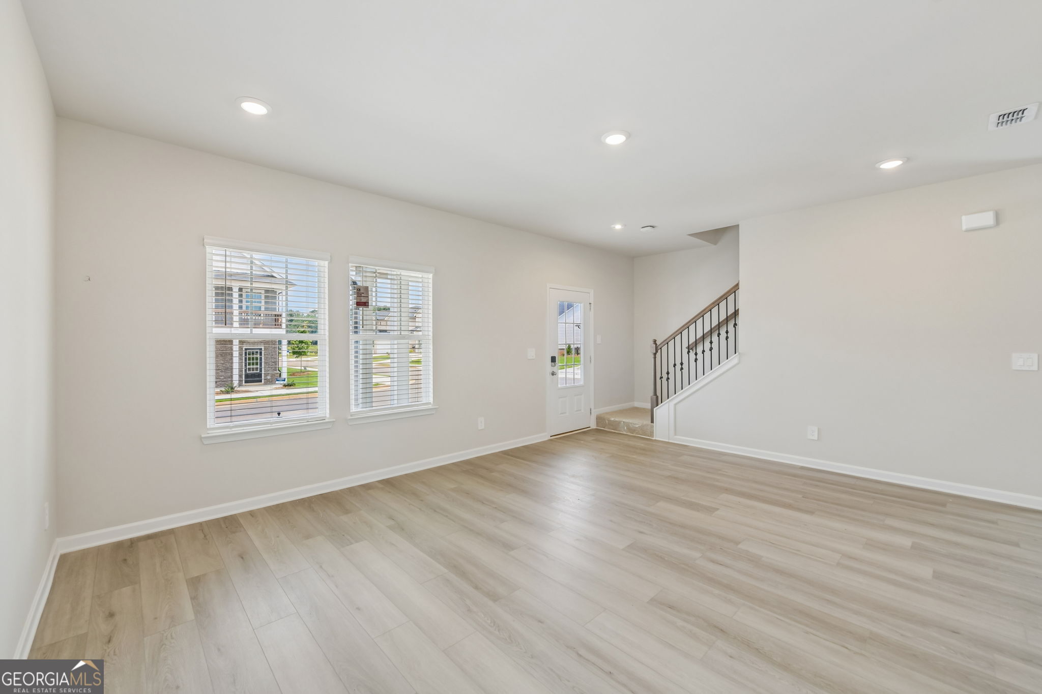 3189 Misty Springs Path Property Photo 9