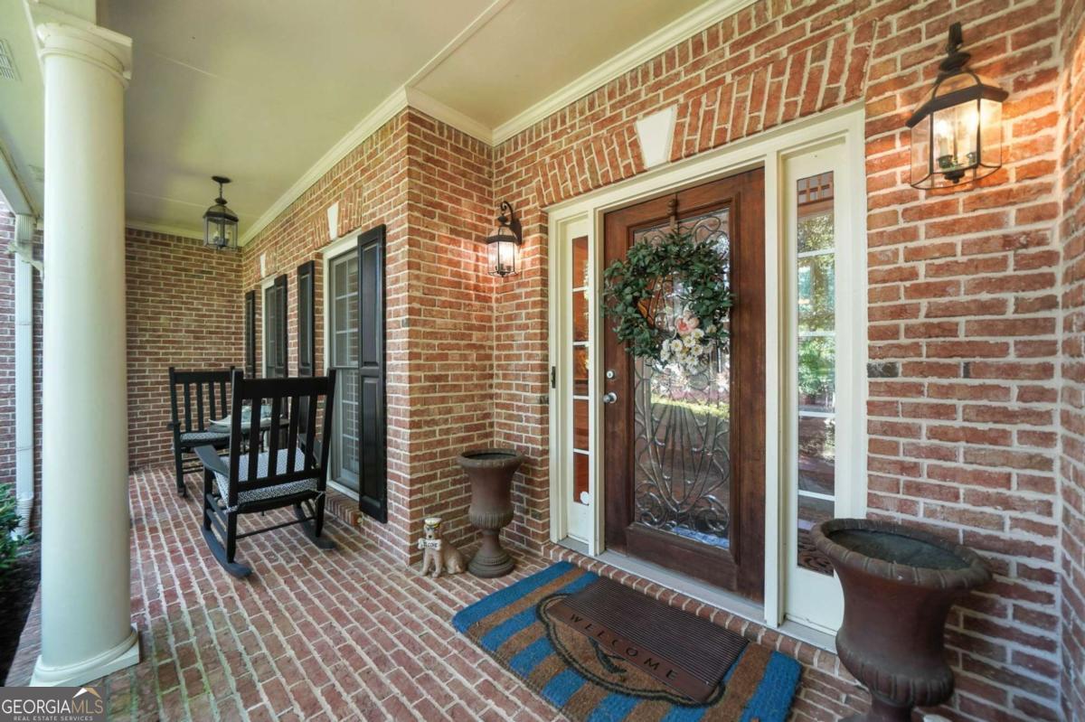 1383 Bridge Mill Avenue Property Photo 3