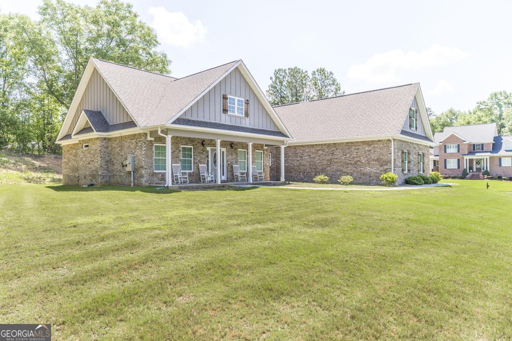 374 Carrick Way Property Photo 2