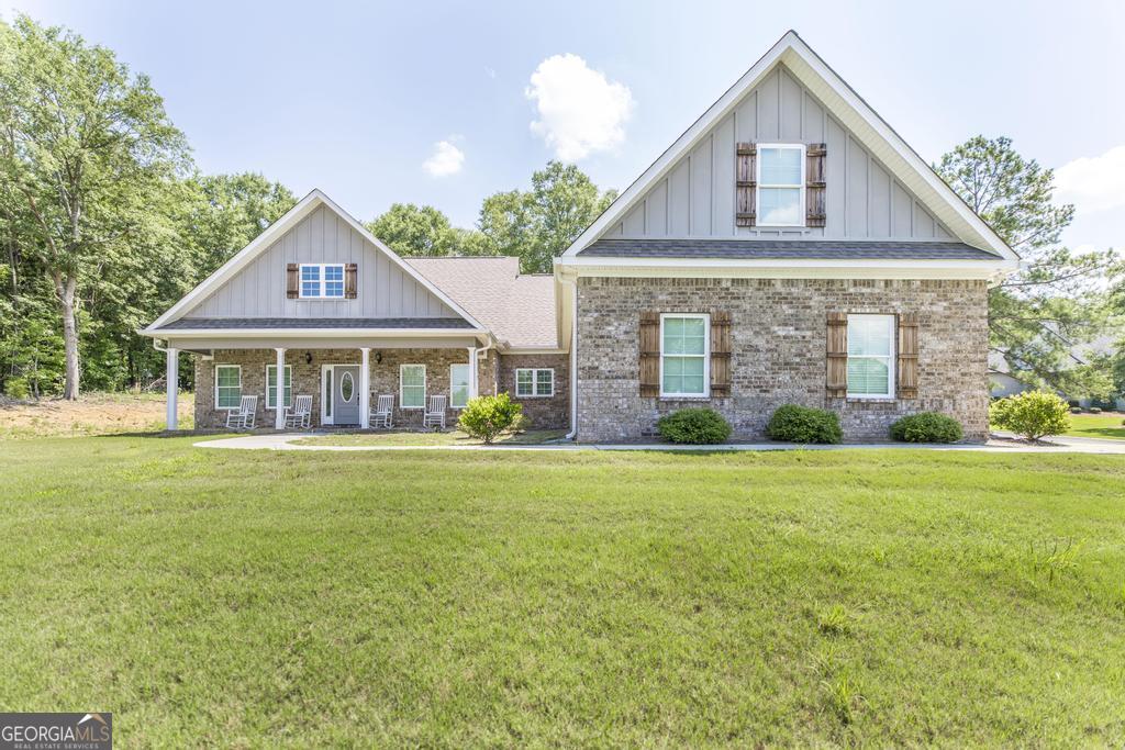 374 Carrick Way Property Photo 3