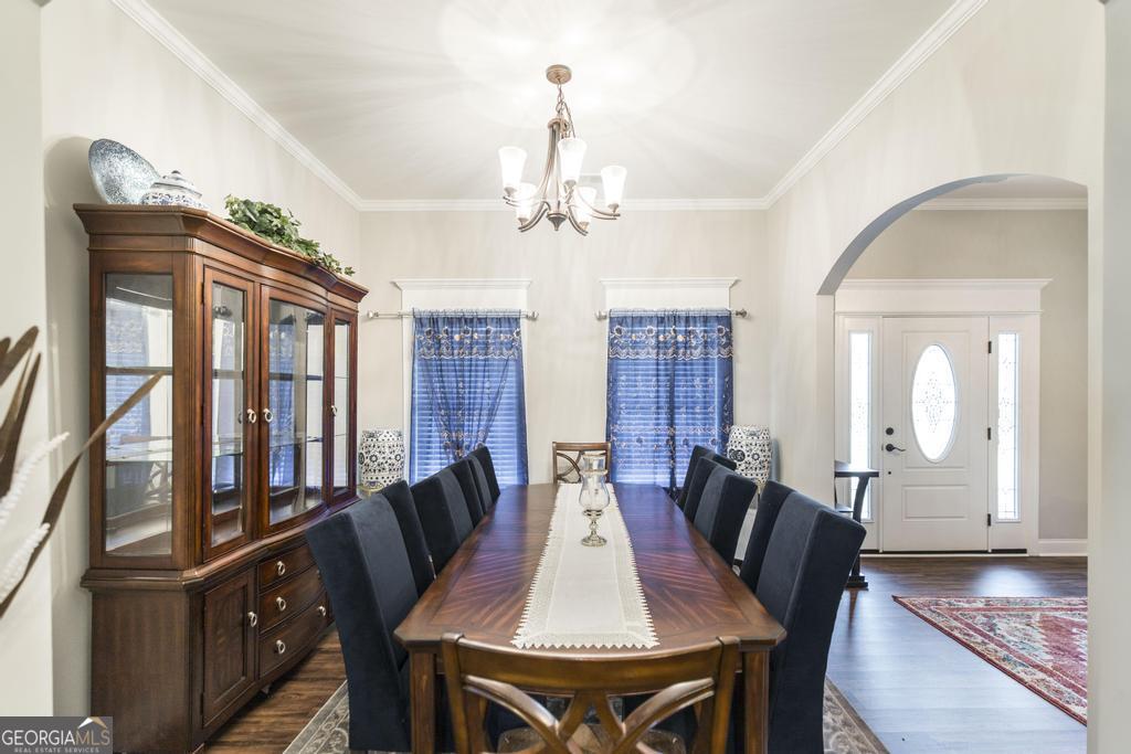 374 Carrick Way Property Photo 8