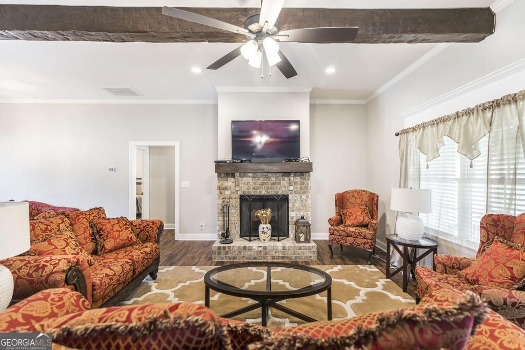 374 Carrick Way Property Photo 11