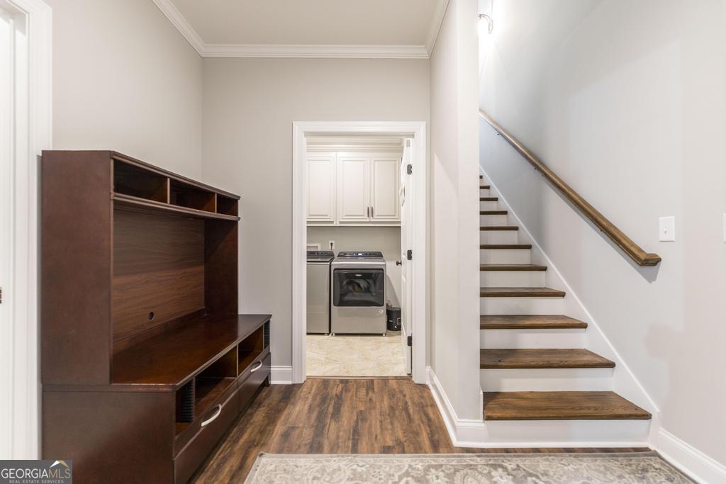 374 Carrick Way Property Photo 18