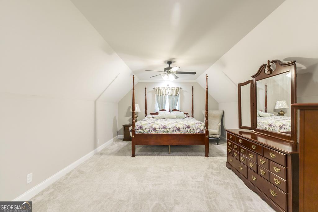 374 Carrick Way Property Photo 32