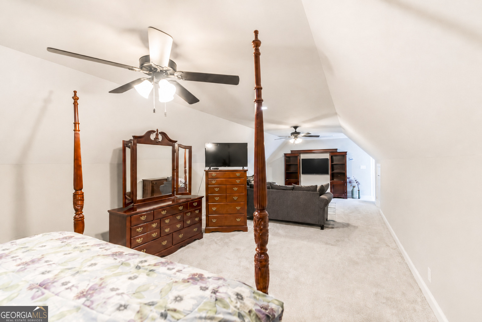 374 Carrick Way Property Photo 33