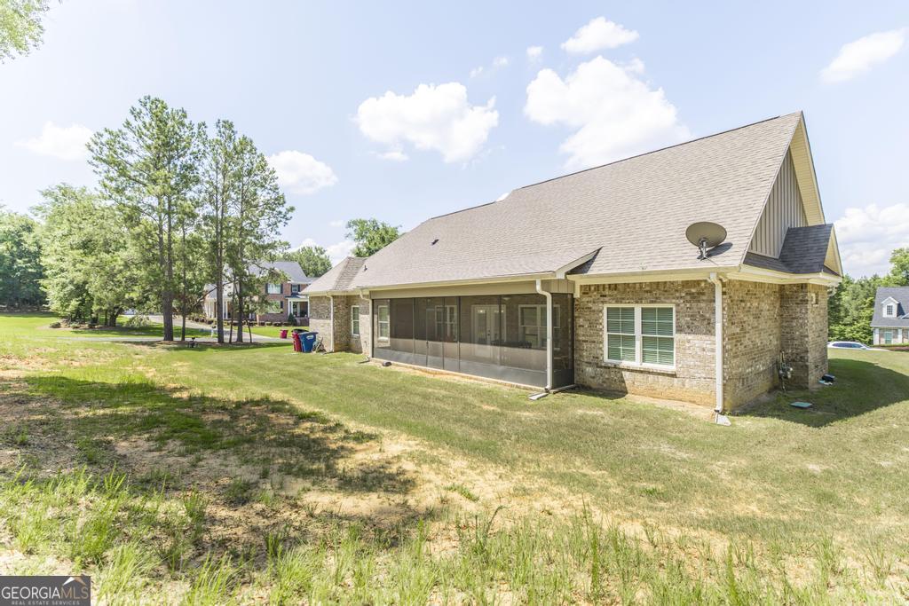 374 Carrick Way Property Photo 39