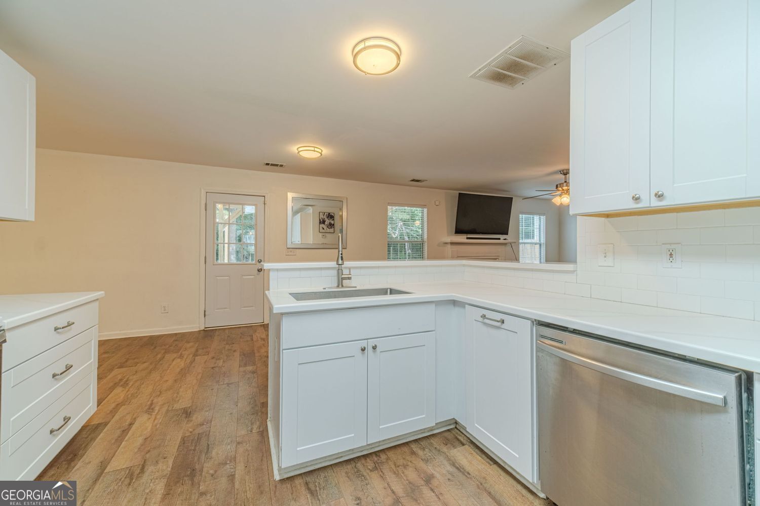 207 Belmont Drive Property Photo 11