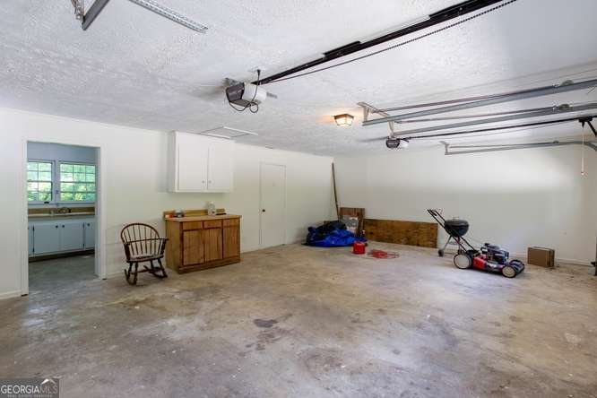 100 Ridgewood Drive Property Photo 29