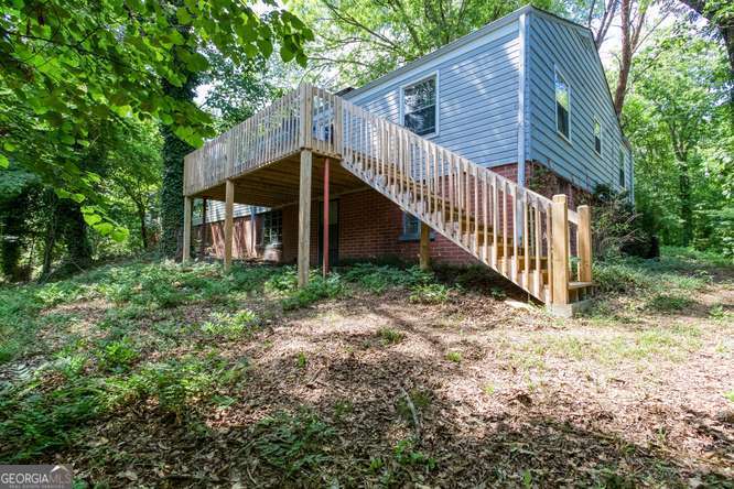 100 Ridgewood Drive Property Photo 32