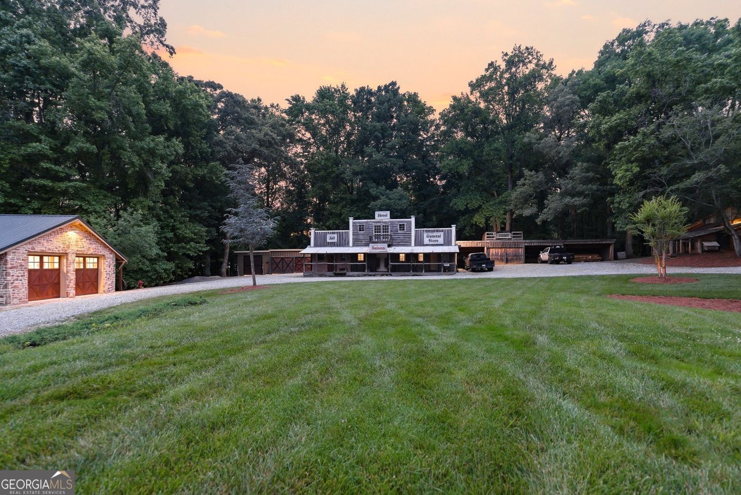 5135 Howard Road Property Photo 189