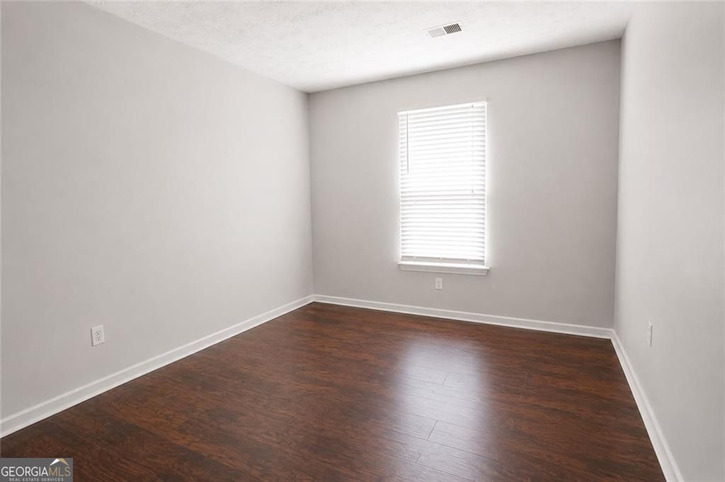 8265 Park Ridge Drive Property Photo 13