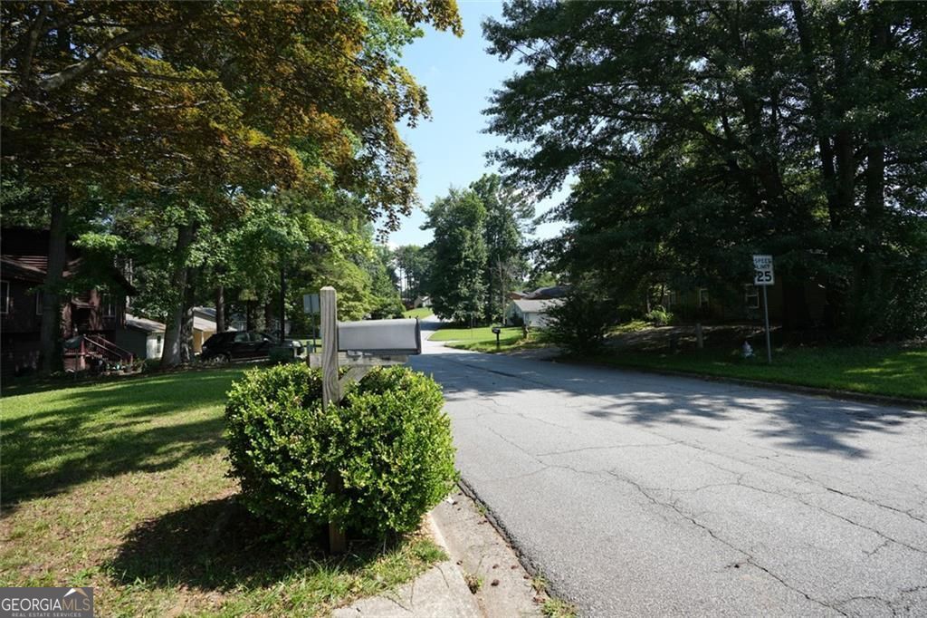 8265 Park Ridge Drive Property Photo 22