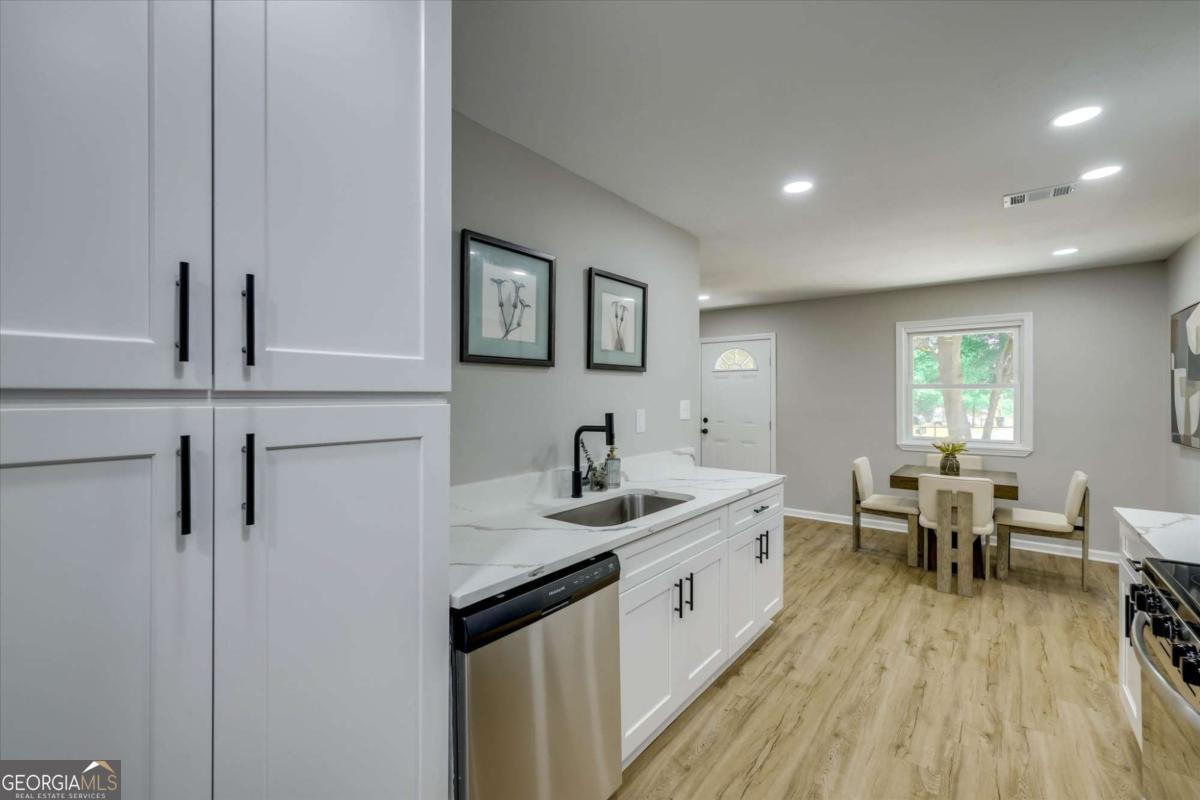 1704 Susan Circle Property Photo 14