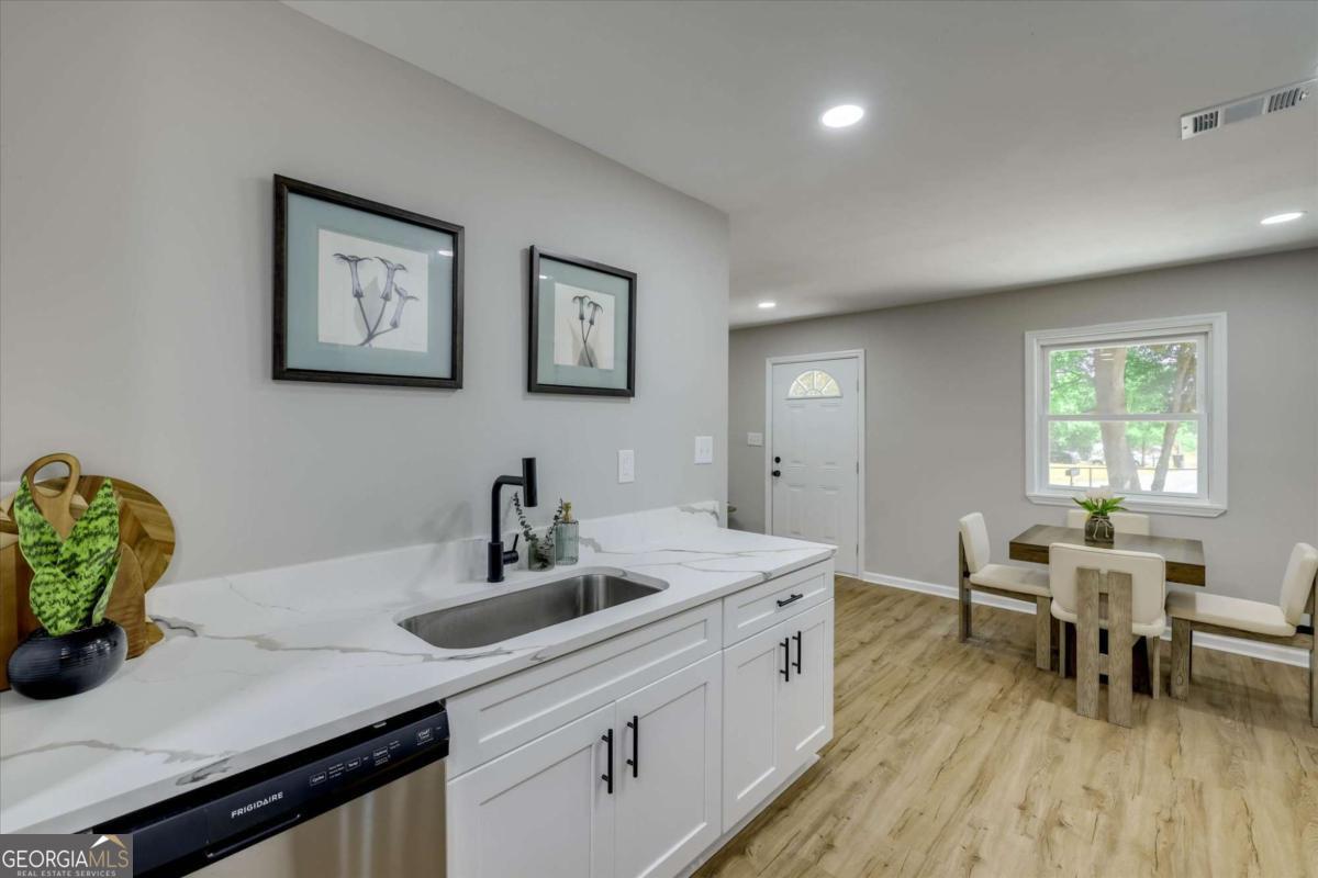 1704 Susan Circle Property Photo 15