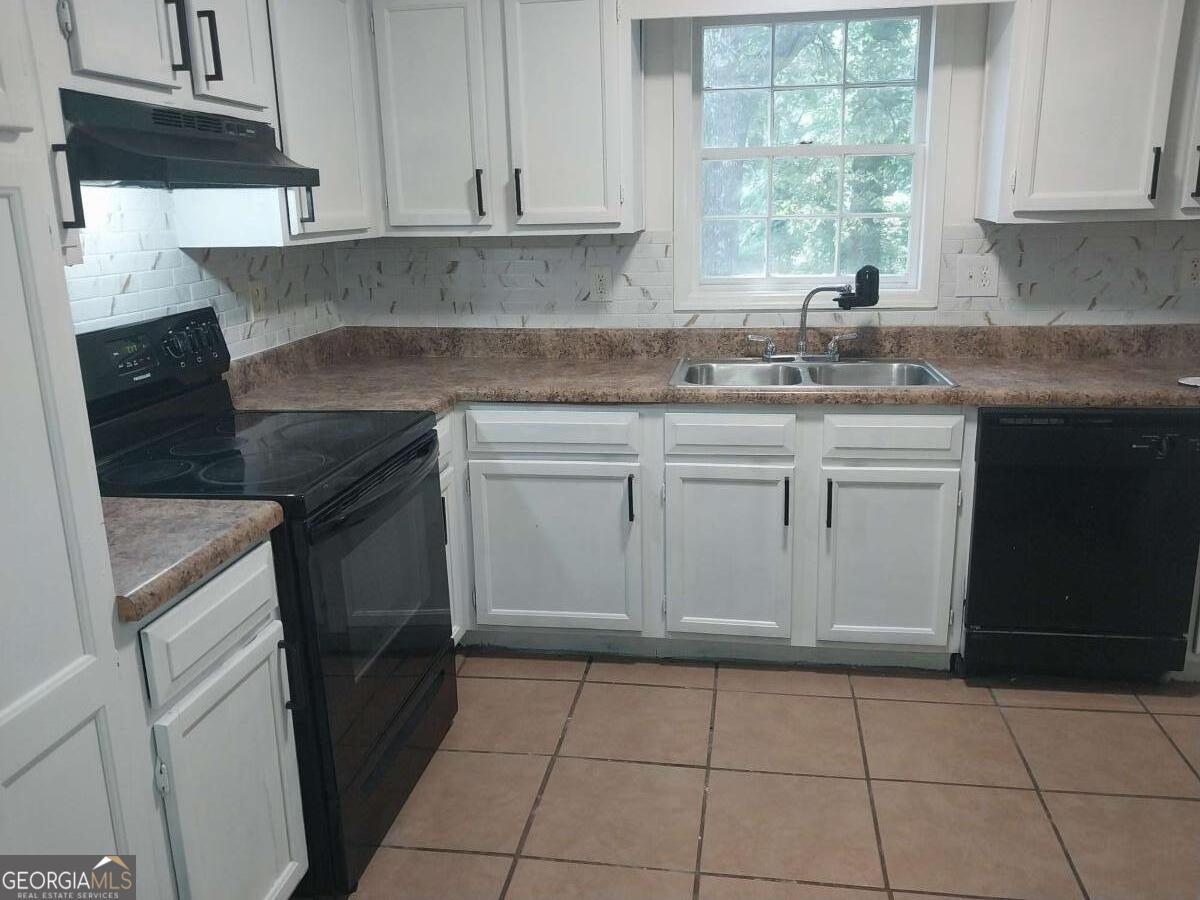 15 Lakeview Lane Property Photo 3