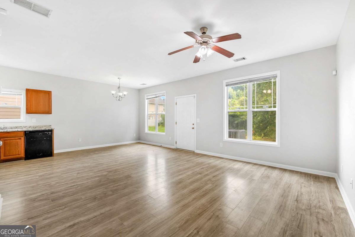 7268 Loblolly Lane Property Photo 8