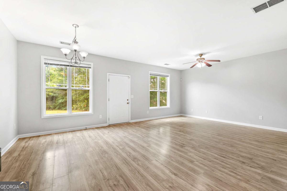 7268 Loblolly Lane Property Photo 9