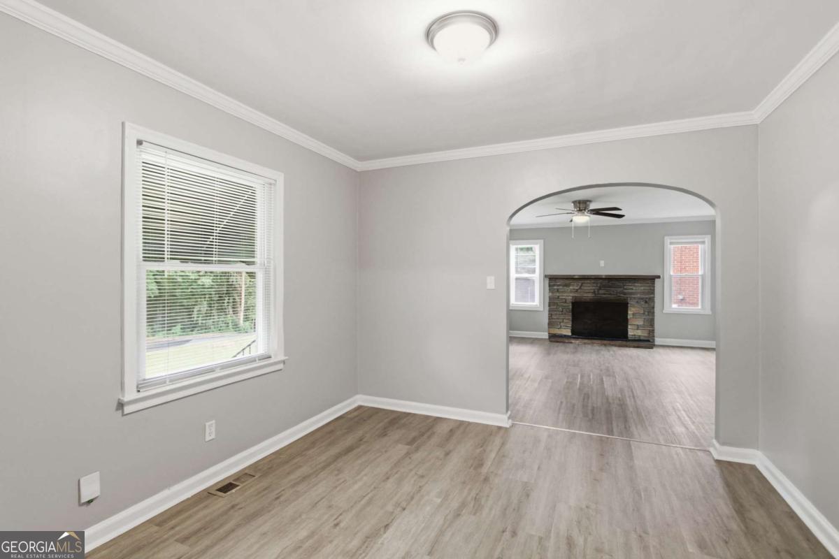1036 Glendale Drive Property Photo 4