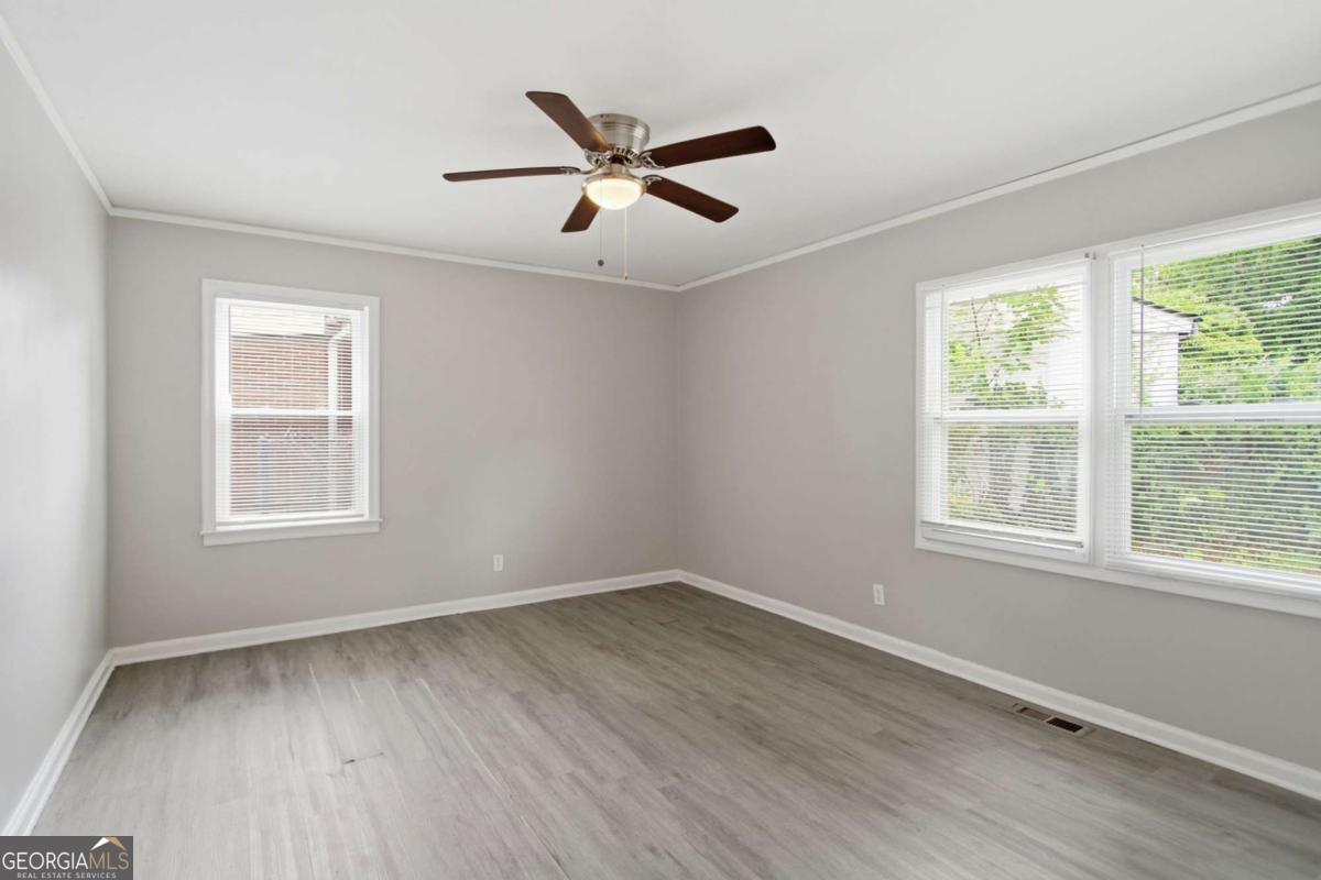 1036 Glendale Drive Property Photo 10