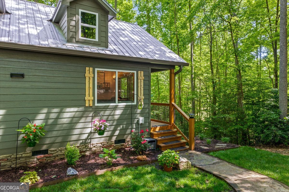 27 Village Way Property Photo 4