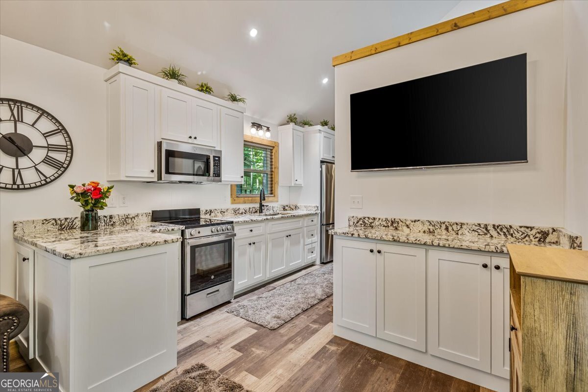 27 Village Way Property Photo 16