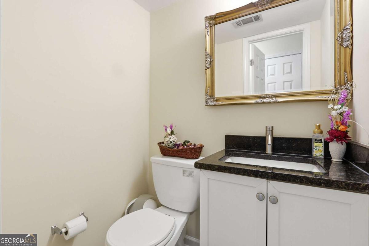 2524 Bradford Square Ne Property Photo 19