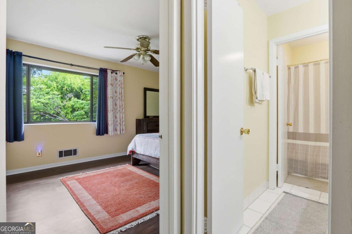 2524 Bradford Square Ne Property Photo 26