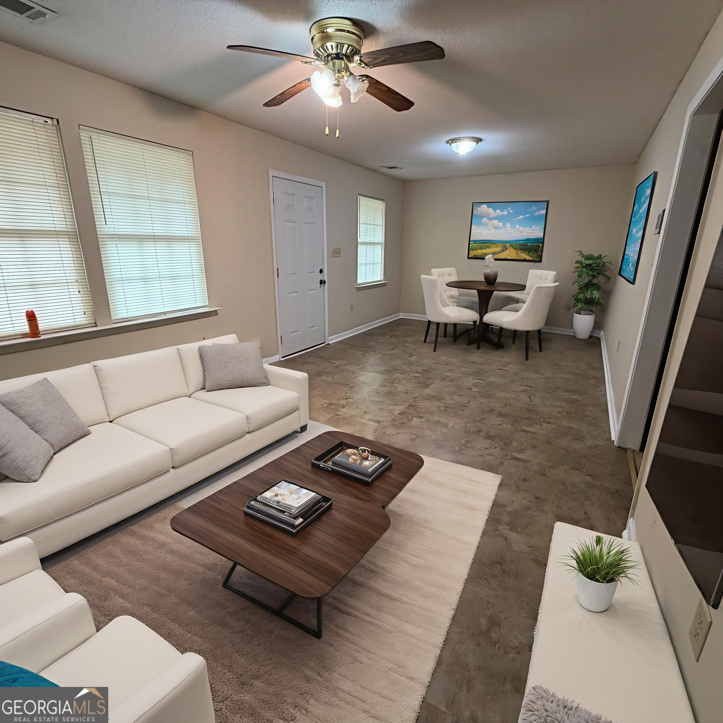 1207 Edna Place Property Photo 2