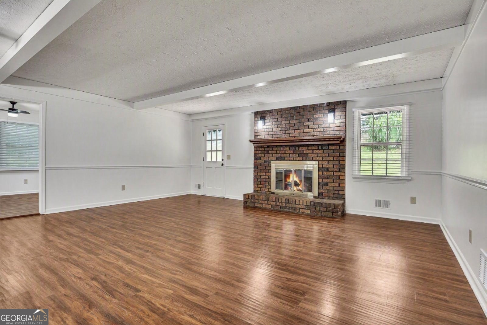 279 Heck Road Ne Property Photo 4