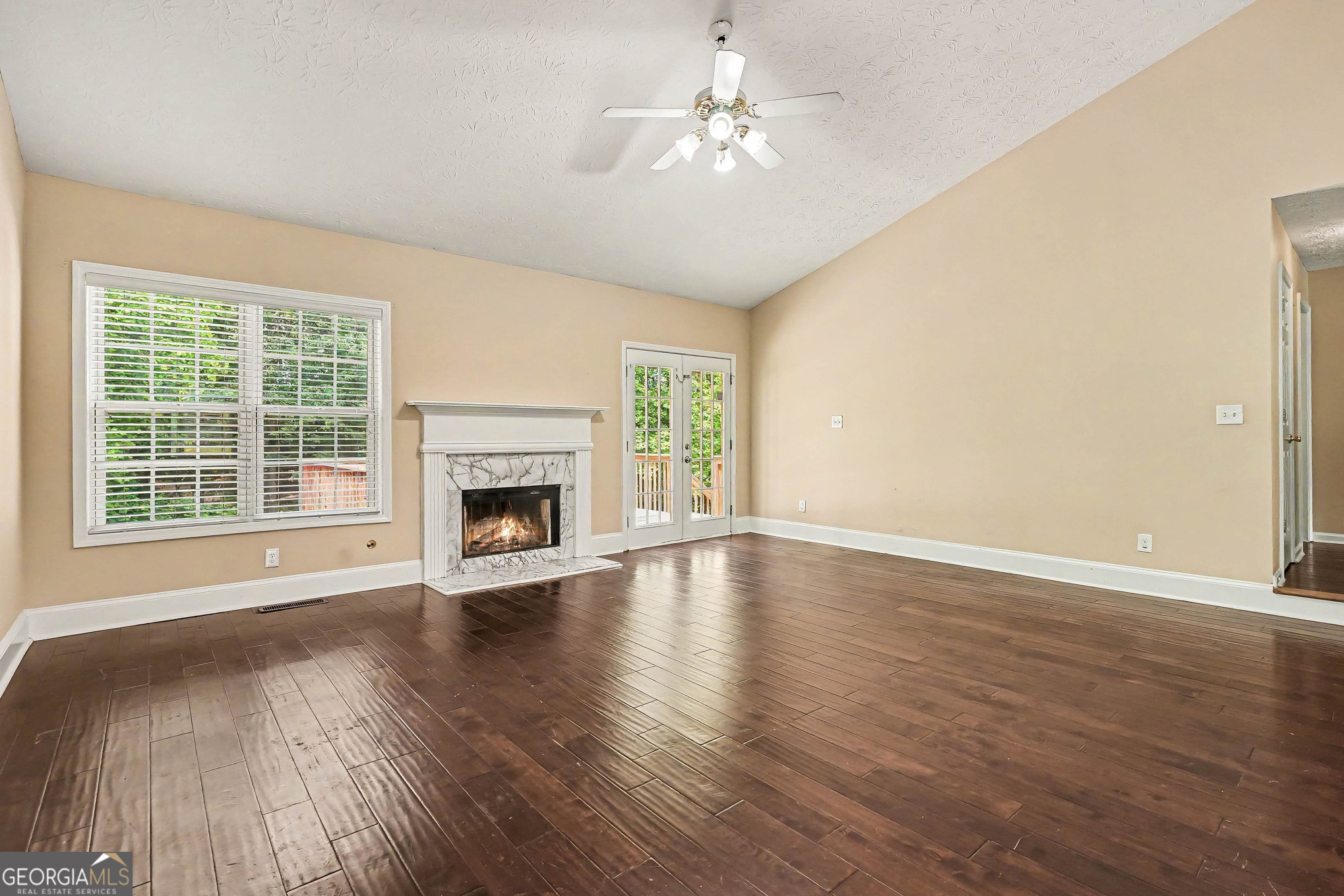 2075 Heatherton Road Property Photo 10