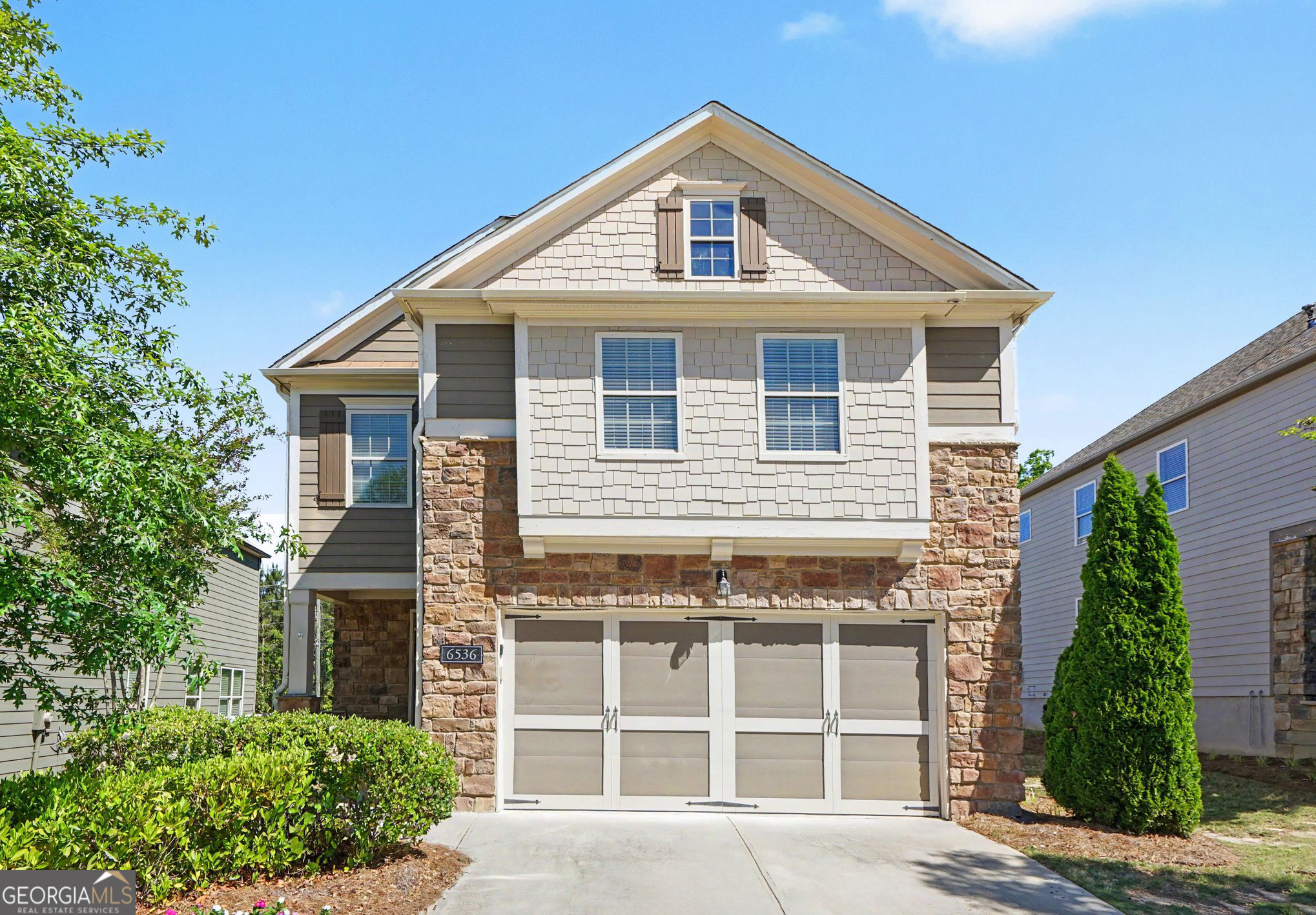 6536 Crosscreek Lane Property Photo 1