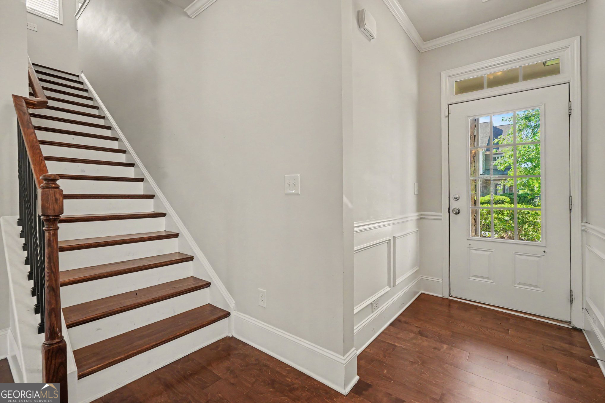 6536 Crosscreek Lane Property Photo 4