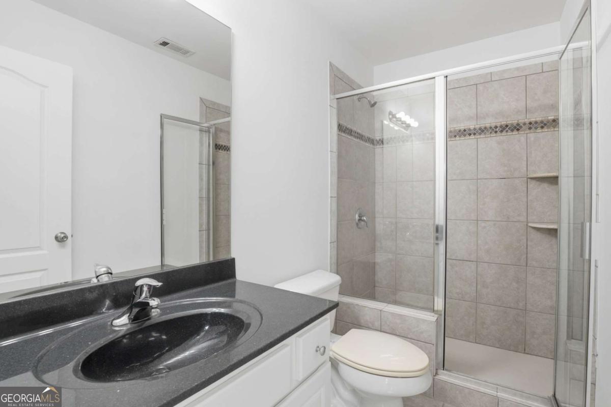 1013 Firethorne Pass Property Photo 27