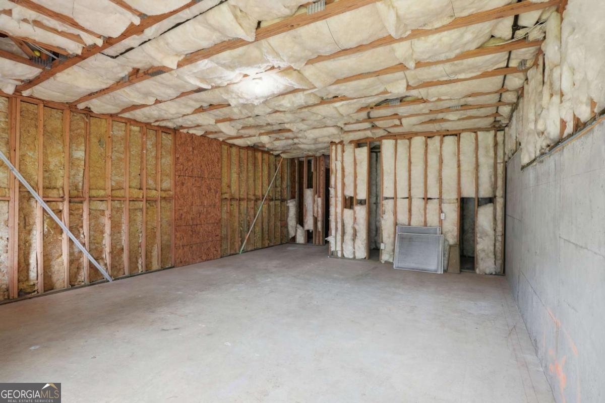 1013 Firethorne Pass Property Photo 30