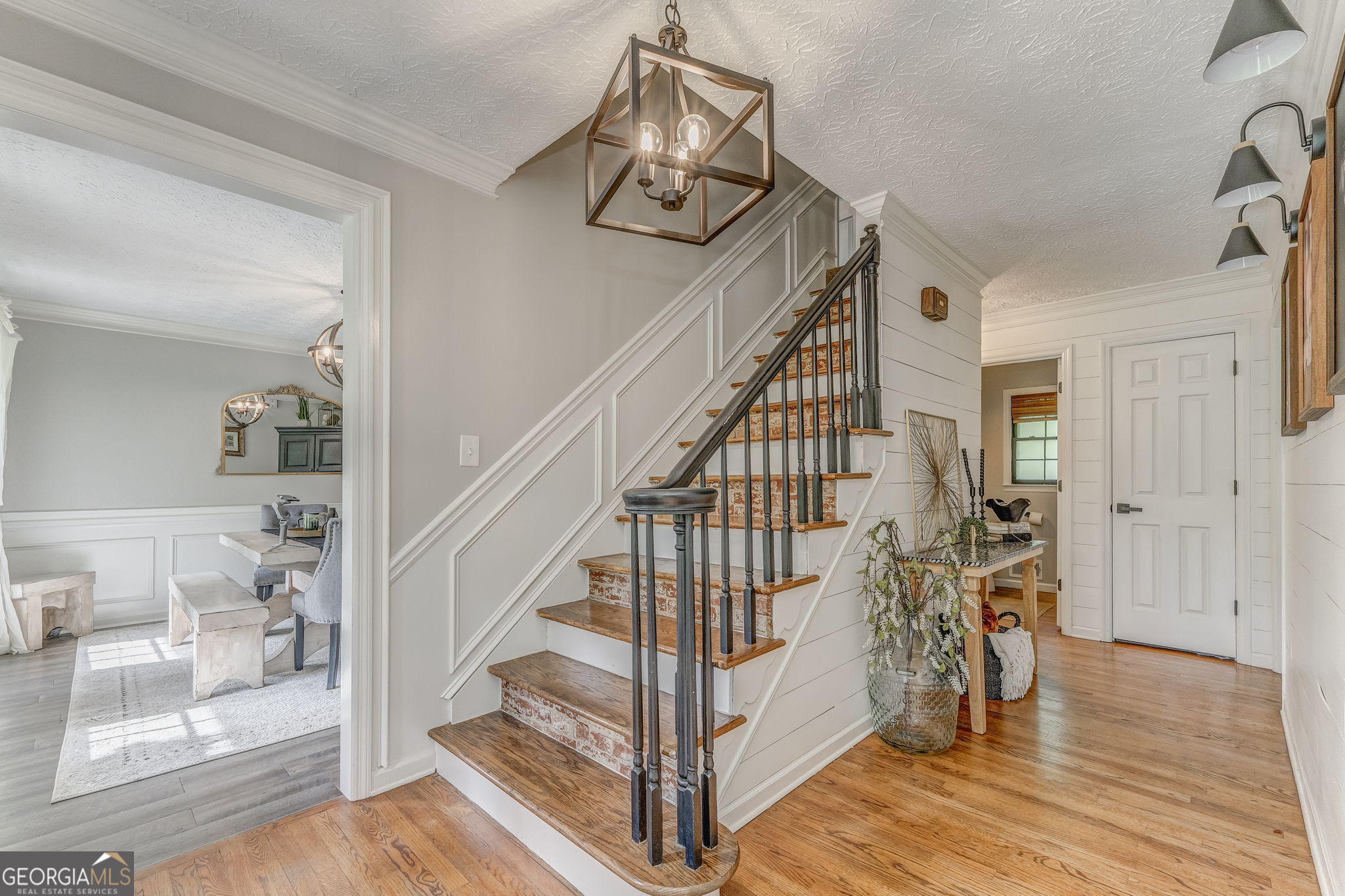 323 Schoolhouse Road Property Photo 16